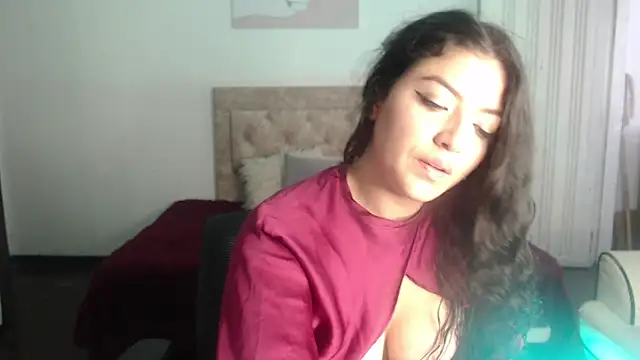 Snapshot of Noapino chatting on December 16, 2025, 9:30 pm Noapino online show from December 16, 2025, 9:30 pm