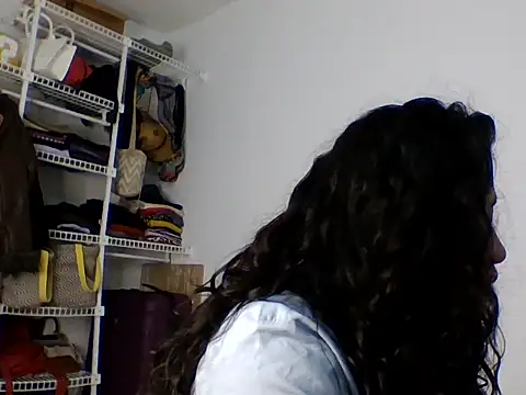 Snapshot of Noapino chatting on May 14, 2026, 2:41 am Noapino online show from May 14, 2026, 2:41 am
