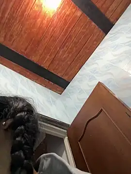 LiaCollings online show from February 18, 2026, 11:17 am