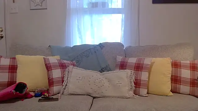 Snapshot of LilaDeliciousXX chatting on October 30, 2025, 2:25 pm LilaDeliciousXX online show from October 30, 2025, 2:25 pm