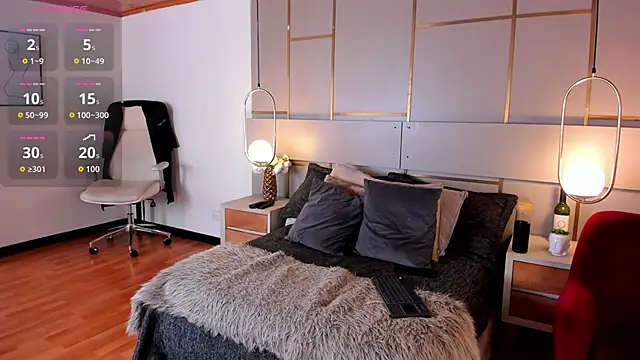 Snapshot of Lina_Montclair chatting on February 5, 2026, 7:10 pm Lina Montclair online show from February 5, 2026, 7:10 pm