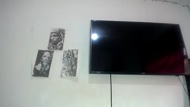 Snapshot of Foxy_Lovex chatting on February 17, 2026, 7:55 pm Foxy Lovex online show from February 17, 2026, 7:55 pm