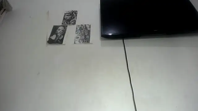 Snapshot of Foxy_Lovex chatting on December 19, 2025, 11:51 pm Foxy Lovex online show from December 19, 2025, 11:51 pm