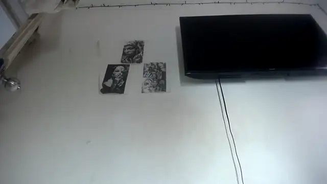 Snapshot of Foxy_Lovex chatting on February 8, 2026, 9:34 pm Foxy Lovex online show from February 8, 2026, 9:34 pm