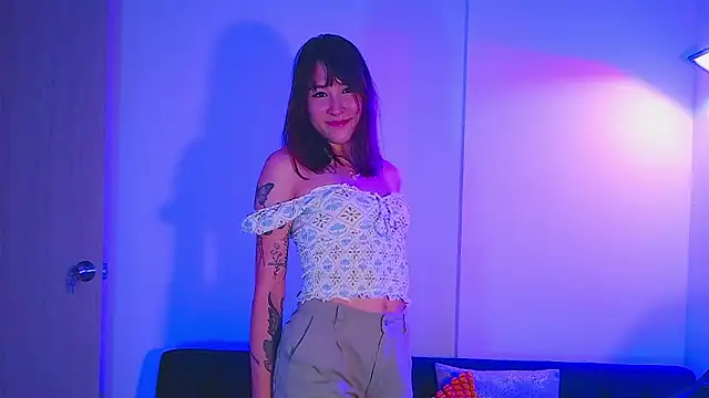 Snapshot of Yulienneg chatting on February 21, 2026, 2:46 am Yulienneg online show from February 21, 2026, 2:46 am