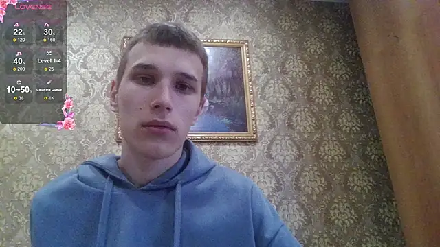 Snapshot of your___honeyy chatting on October 7, 2025, 11:00 am your honeyy online show from October 7, 2025, 11:00 am