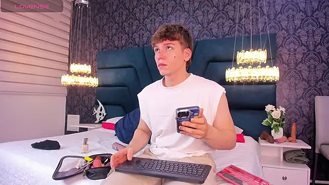 TaylerWhite online show from February 3, 2026, 12:10 pm