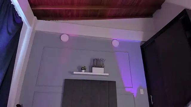 sweet tamara  online show from March 5, 2026, 12:35 pm