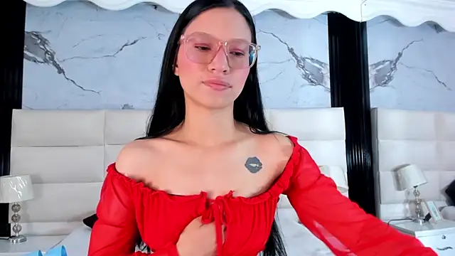 Sophie Calloway online show from May 22, 2026, 2:48 pm