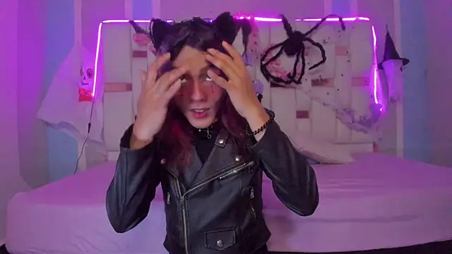 Snapshot of MilkWhore1 chatting on October 29, 2025, 8:30 pm MilkWhore1 online show from October 29, 2025, 8:30 pm