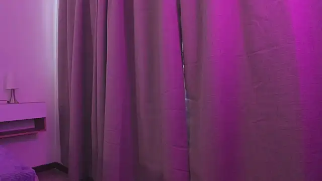 MilkWhore1 online show from April 7, 2026, 7:04 pm