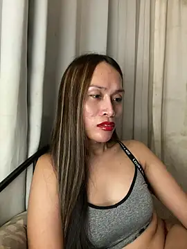 RomanticPearlTS online show from March 19, 2026, 2:28 pm