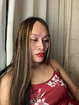 RomanticPearlTS online show from March 18, 2026, 2:19 pm