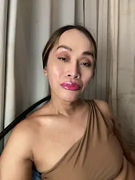 RomanticPearlTS online show from April 4, 2026, 2:07 am