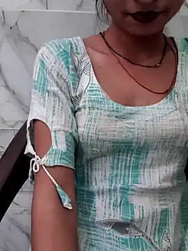 Snapshot of Sona-rani6 chatting on November 4, 2025, 4:05 am Sona-rani6 online show from November 4, 2025, 4:05 am