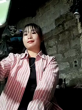 Snapshot of Sunyinn chatting on February 25, 2026, 1:06 am Sunyinn online show from February 25, 2026, 1:06 am