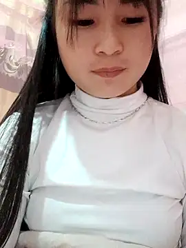 Snapshot of Sunyinn chatting on February 10, 2026, 9:19 am Sunyinn online show from February 10, 2026, 9:19 am