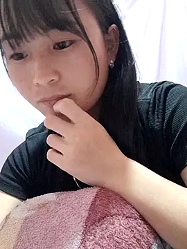 Snapshot of Sunyinn chatting on October 9, 2025, 3:12 pm Sunyinn online show from October 9, 2025, 3:12 pm