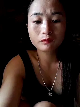 Snapshot of Sunyinn chatting on October 5, 2025, 1:29 am Sunyinn online show from October 5, 2025, 1:29 am