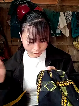 Snapshot of Sunyinn chatting on December 22, 2025, 7:30 am Sunyinn online show from December 22, 2025, 7:30 am