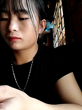 Snapshot of Sunyinn chatting on September 19, 2025, 2:04 am Sunyinn online show from September 19, 2025, 2:04 am
