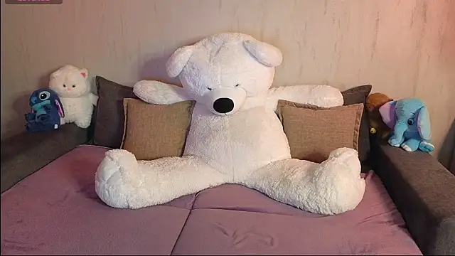 Snapshot of Rosaline_lov chatting on September 18, 2025, 5:05 pm Rosaline lov online show from September 18, 2025, 5:05 pm