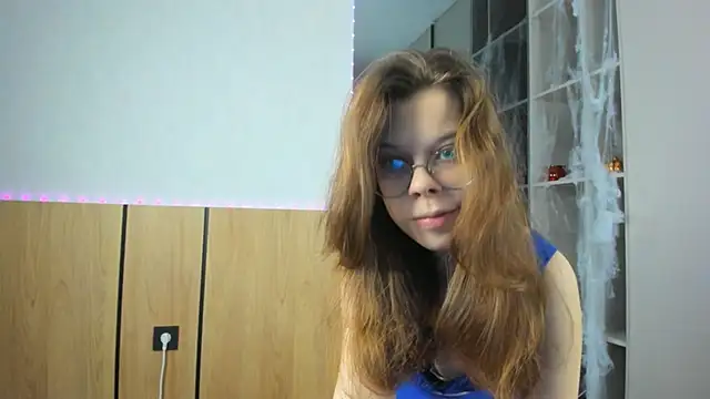 Xonalenei online show from October 31, 2025, 8:16 pm