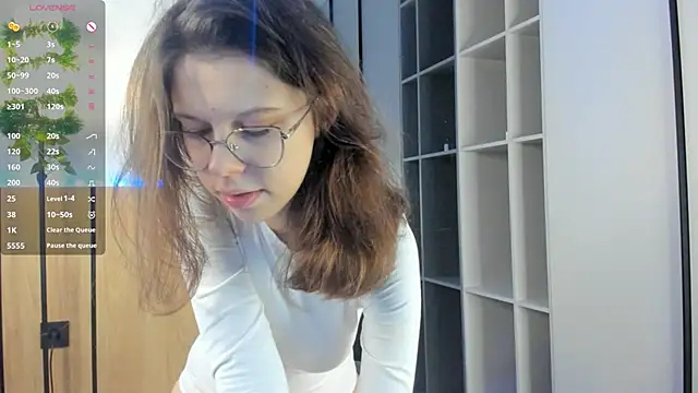 Snapshot of Xonalenei chatting on January 9, 2026, 8:05 pm Xonalenei online show from January 9, 2026, 8:05 pm