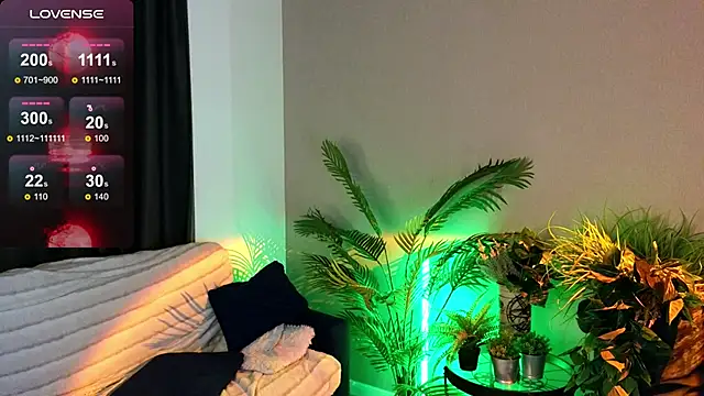 DebiHenks online show from April 12, 2026, 5:16 pm