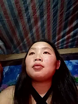 Snapshot of PhamPhung chatting on January 13, 2026, 3:38 pm PhamPhung online show from January 13, 2026, 3:38 pm