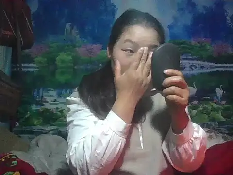 Snapshot of PhamPhung chatting on January 18, 2026, 10:02 pm PhamPhung online show from January 18, 2026, 10:02 pm