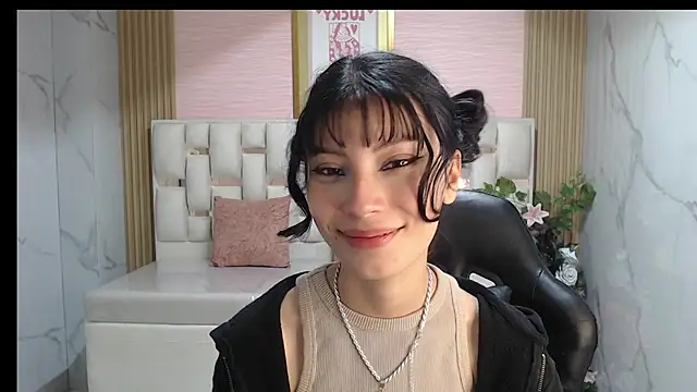 Snapshot of verana_s chatting on October 17, 2025, 3:54 am verana s online show from October 17, 2025, 3:54 am