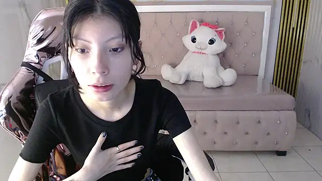 Snapshot of verana_s chatting on November 23, 2025, 8:08 pm verana s online show from November 23, 2025, 8:08 pm