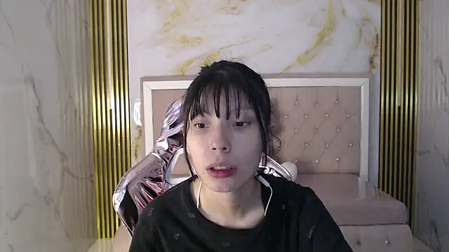 Snapshot of verana_s chatting on November 14, 2025, 8:01 pm verana s online show from November 14, 2025, 8:01 pm