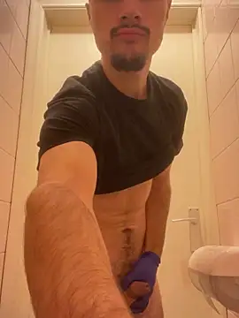 Snapshot of los_freaky chatting on September 9, 2025, 11:08 am los freaky online show from September 9, 2025, 11:08 am