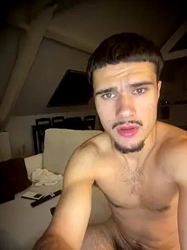 Snapshot of los_freaky chatting on October 13, 2025, 6:53 pm los freaky online show from October 13, 2025, 6:53 pm