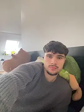 los freaky online show from February 11, 2026, 2:06 pm