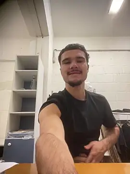 Snapshot of los_freaky chatting on October 19, 2025, 9:12 am los freaky online show from October 19, 2025, 9:12 am