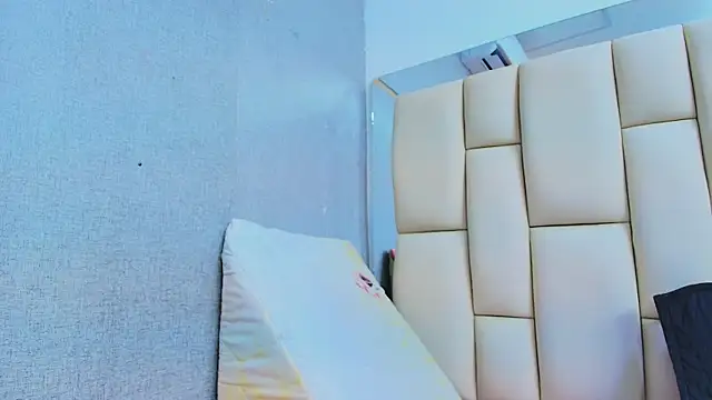 Snapshot of sweet_amye chatting on September 11, 2025, 7:03 pm sweet amye online show from September 11, 2025, 7:03 pm