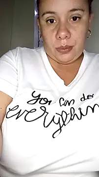 luzdanna online show from November 1, 2025, 10:36 pm