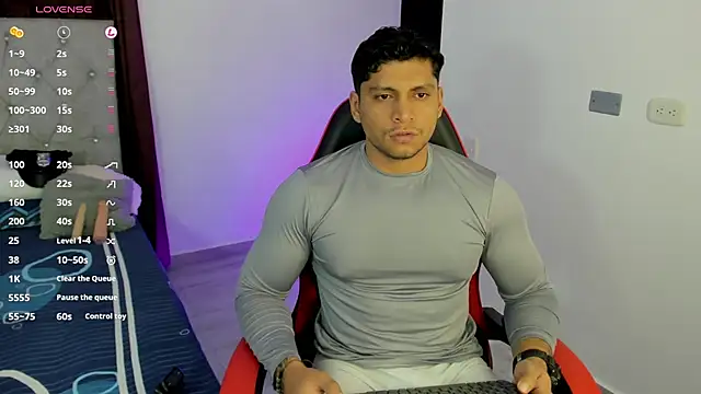 Nicolasmontoya16 online show from October 15, 2025, 12:20 am