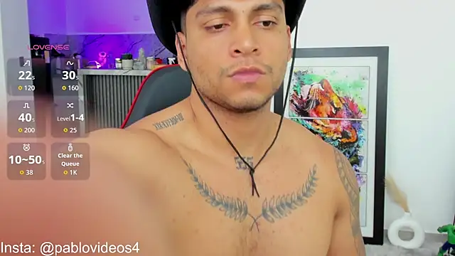 Nicolasmontoya16 online show from September 25, 2025, 8:37 pm