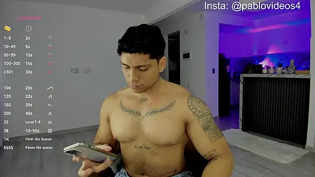 Nicolasmontoya16 online show from September 13, 2025, 5:18 am