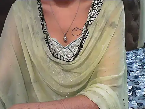 elize   online show from November 16, 2025, 3:11 am