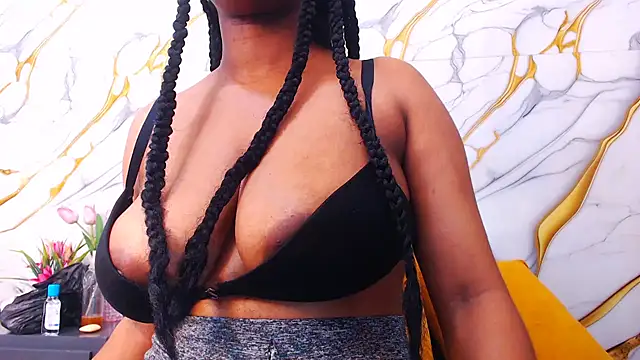 Snapshot of AmbarSmit chatting on March 1, 2026, 12:10 am AmbarSmit online show from March 1, 2026, 12:10 am