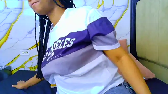 AmbarSmit online show from April 1, 2026, 3:30 am