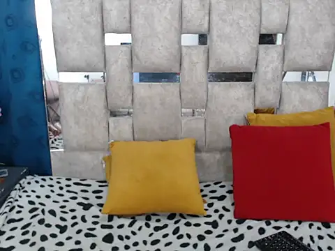 Snapshot of AmbarSmit chatting on January 9, 2026, 2:07 am AmbarSmit online show from January 9, 2026, 2:07 am