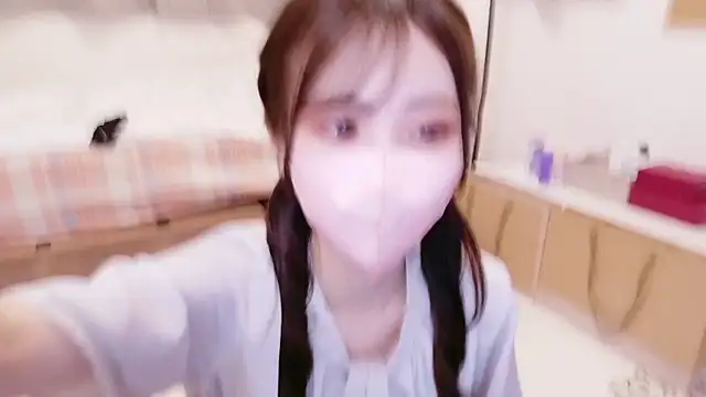 Snapshot of Ema_o0_chan chatting on September 20, 2025, 11:15 am Ema o0 chan online show from September 20, 2025, 11:15 am