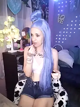 Purple2StayThnxx online show from February 7, 2026, 8:44 am