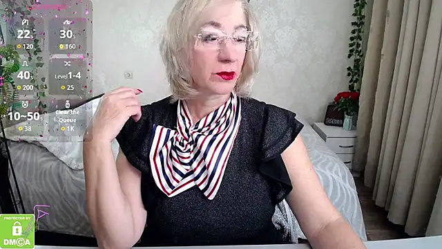 Snapshot of hunters_woman chatting on October 23, 2025, 12:04 pm hunters woman online show from October 23, 2025, 12:04 pm